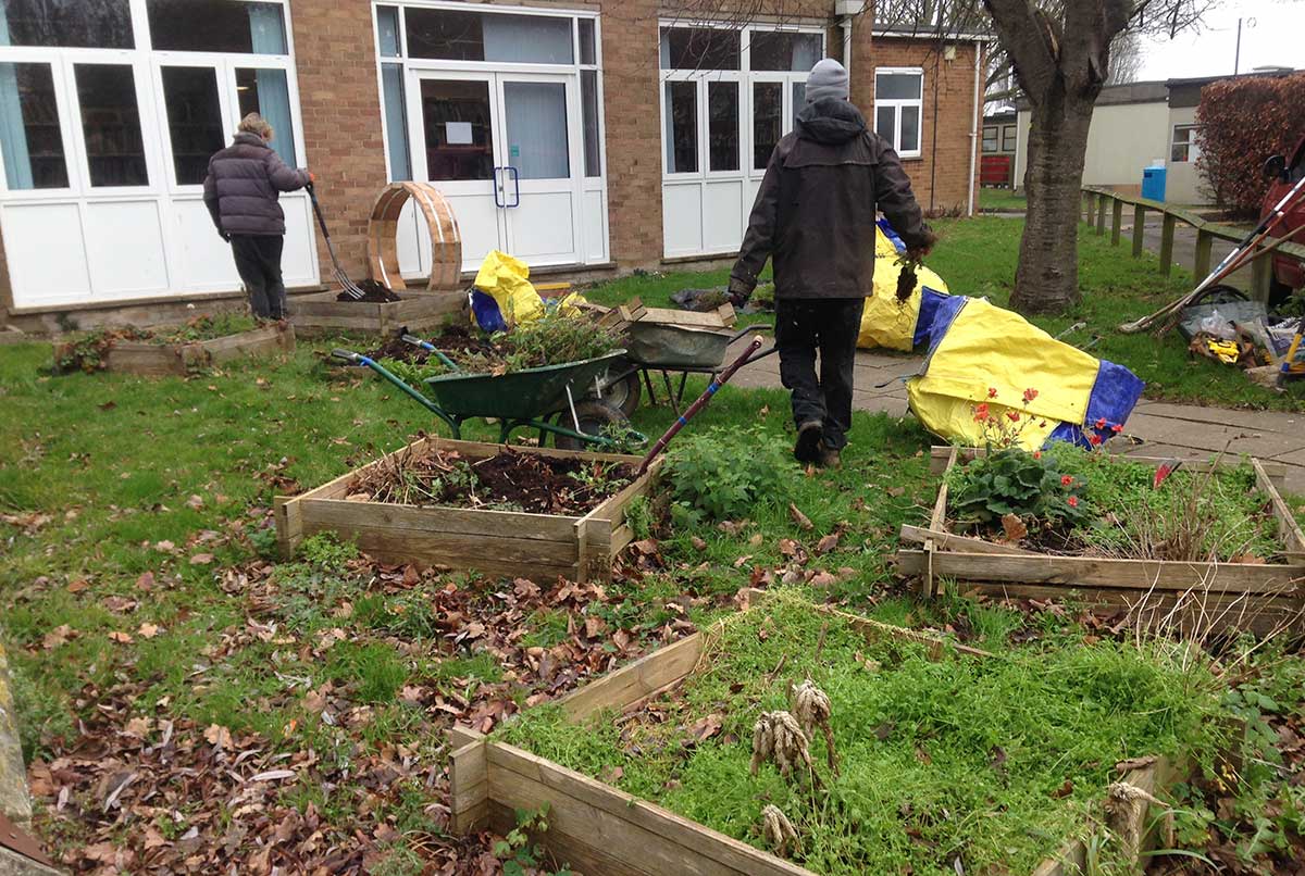Didcot Girls School Raised Beds Oxfordshire - Gaiaveda Gardens
